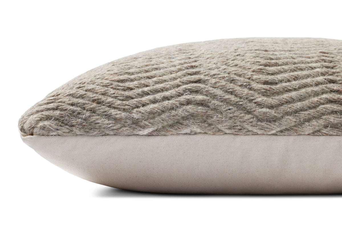 Loloi PL0120 Pillow