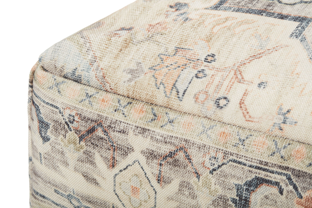 Loloi LPF0020 Pouf