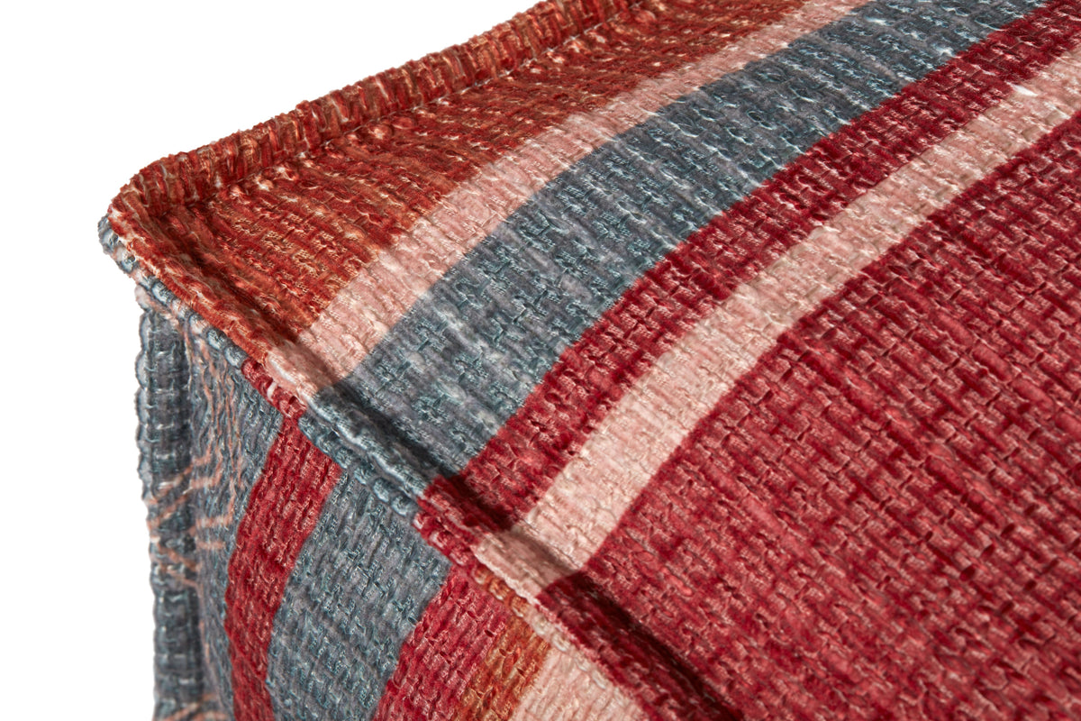 Loloi LPF0020 Pouf