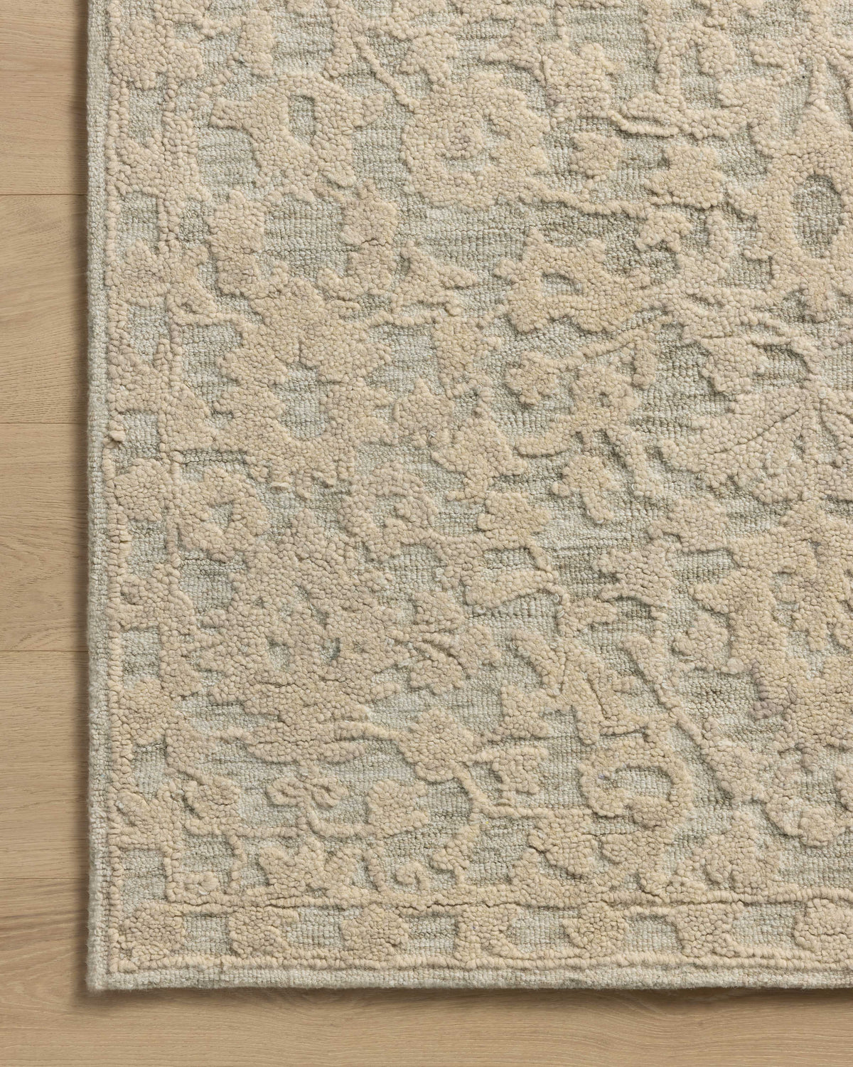 Loloi 2'-3" x 3'-9" Accent Rug
