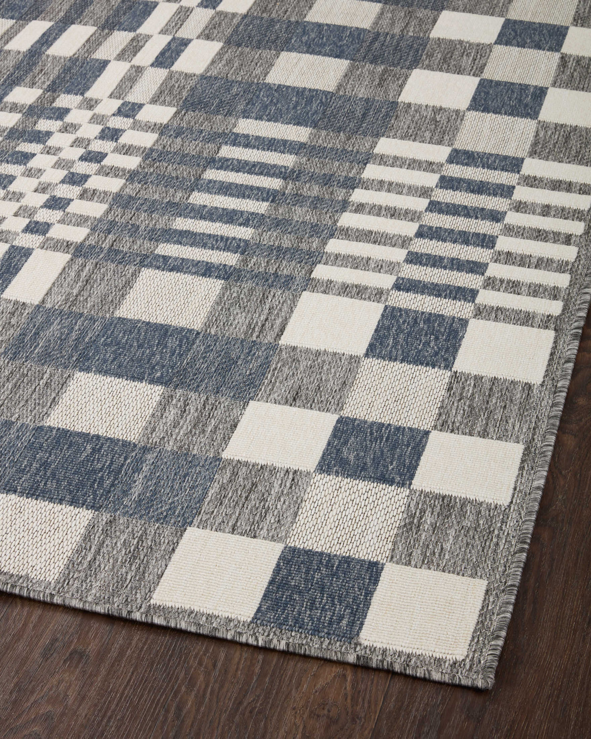 Loloi 18" x 18" Sample Rug