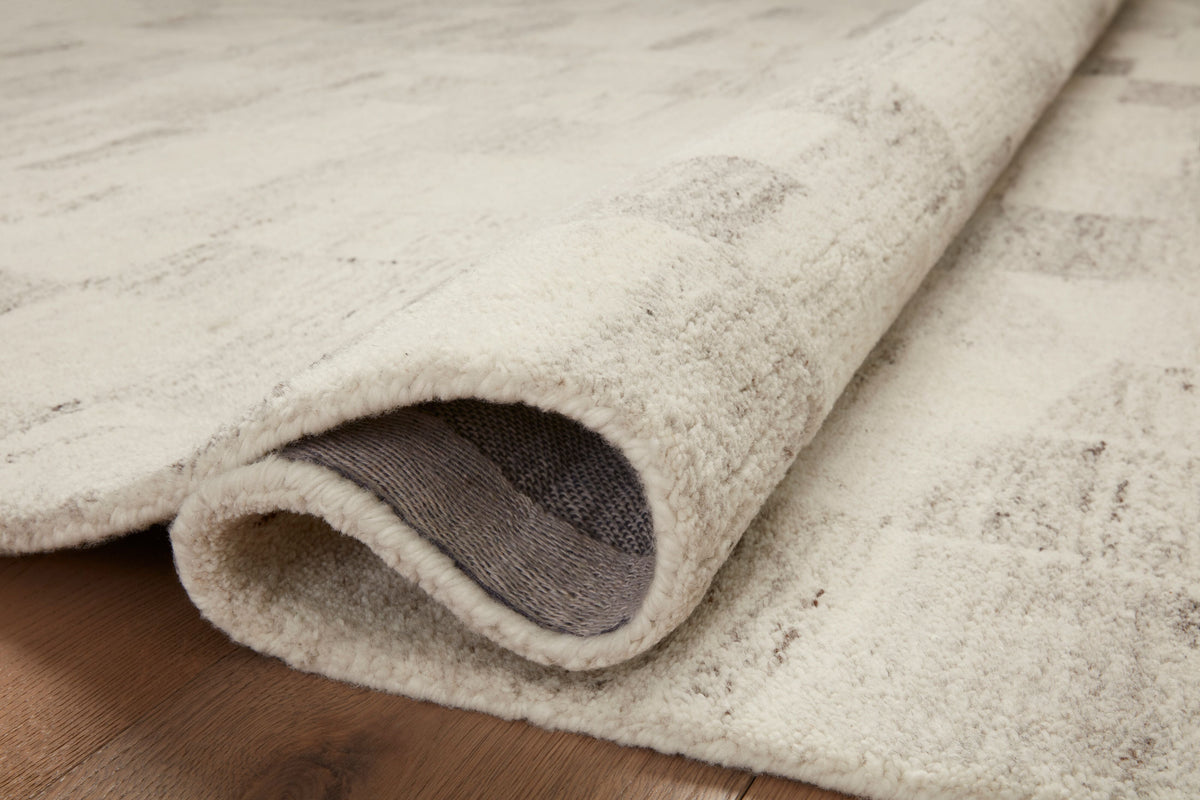 Amber Lewis x Loloi Rocky 18" x 18" Sample Rug