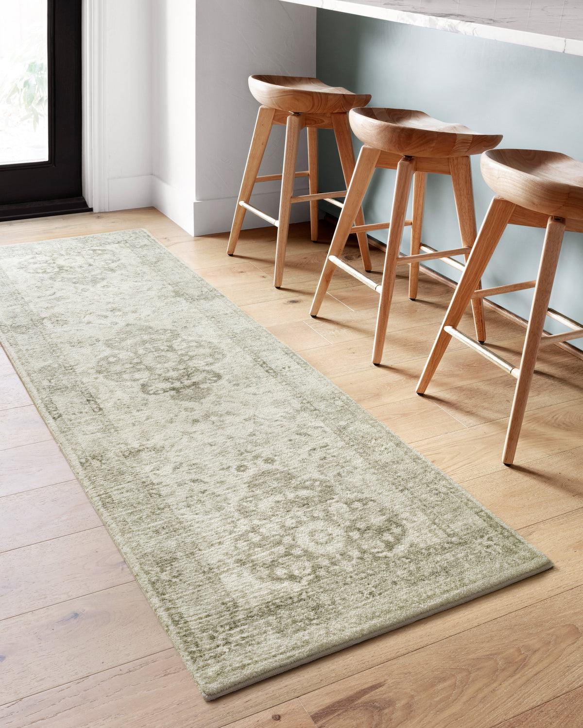 Loloi 18" x 18" Sample Rug