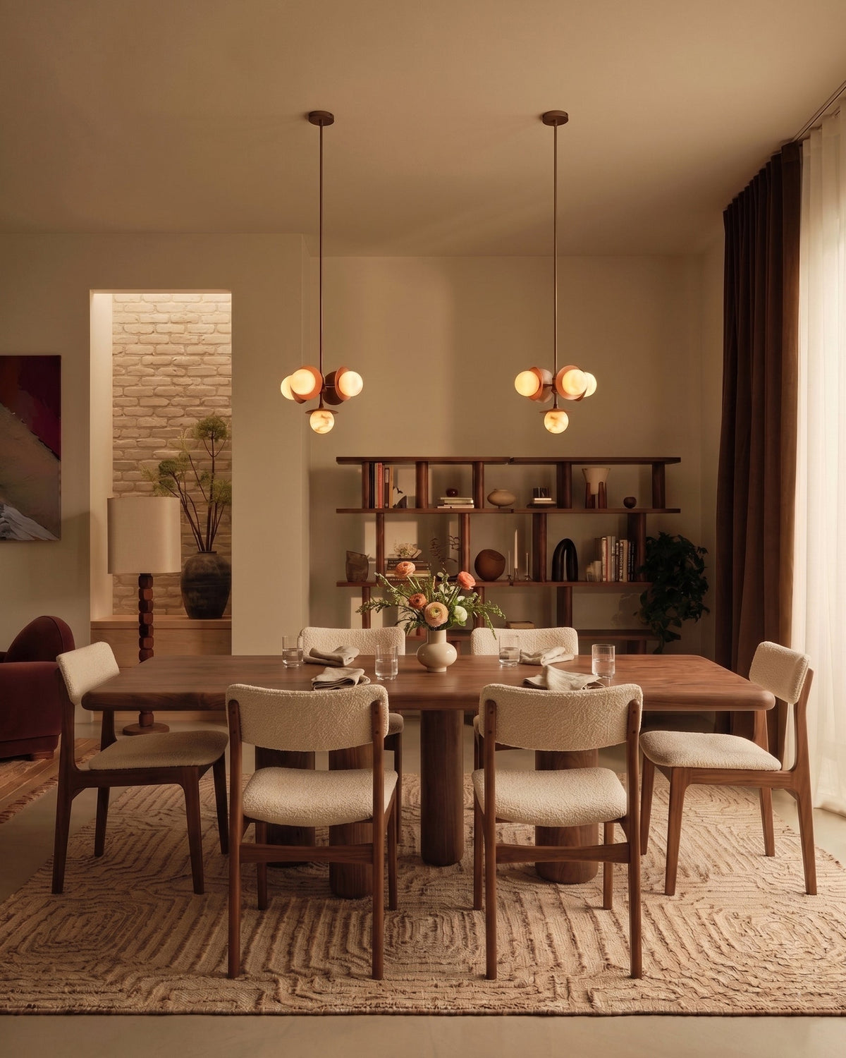 Ronda Dining Table – Elegant Modern Design for Stylish Dining Spaces