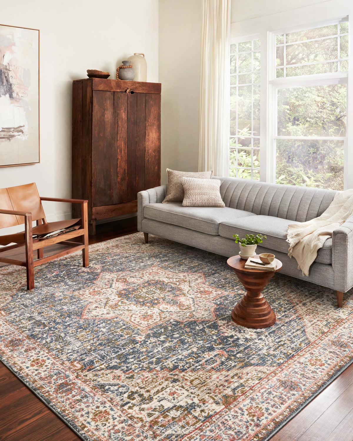 Loloi 18" x 18" Sample Rug
