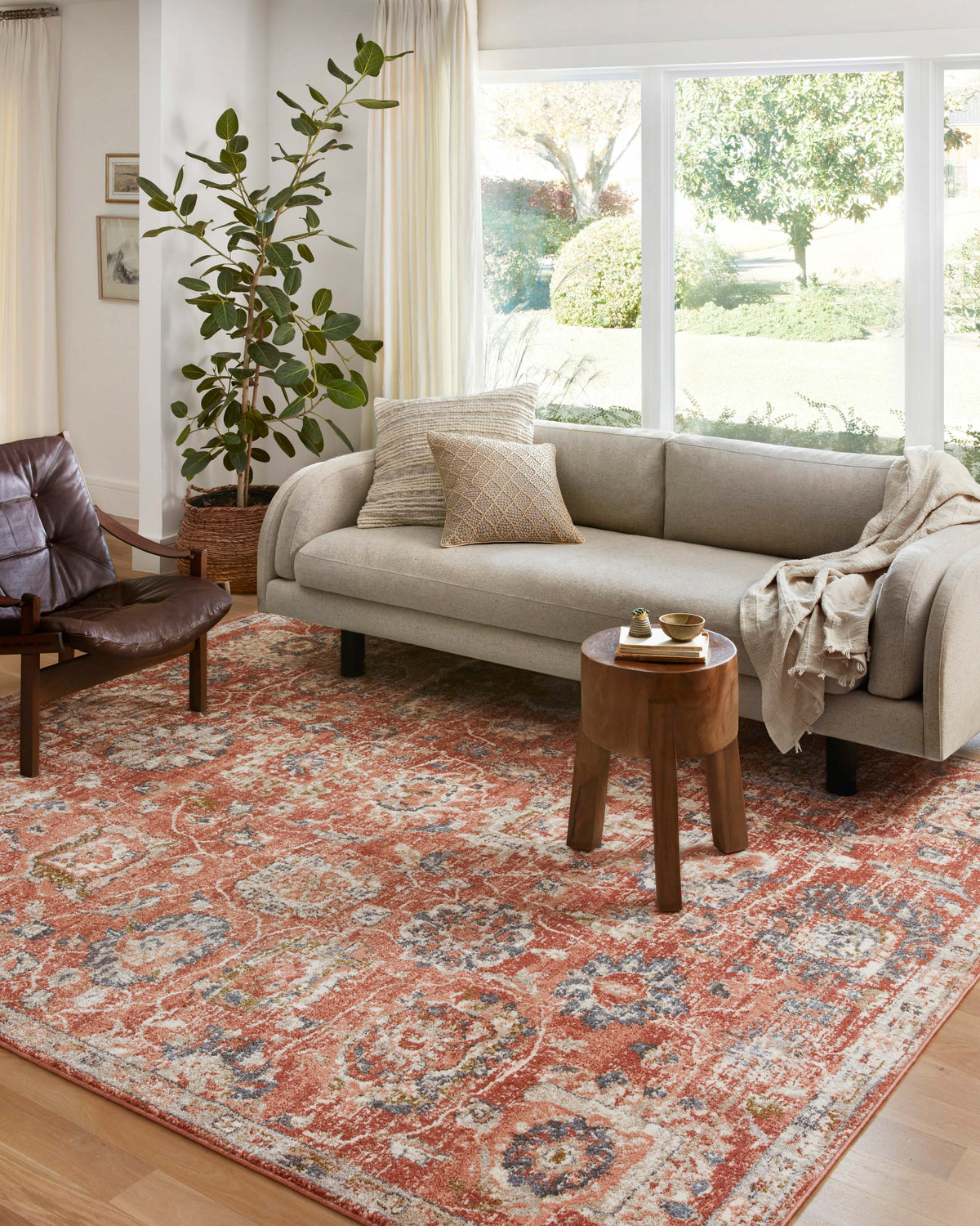 Loloi 18" x 18" Sample Rug