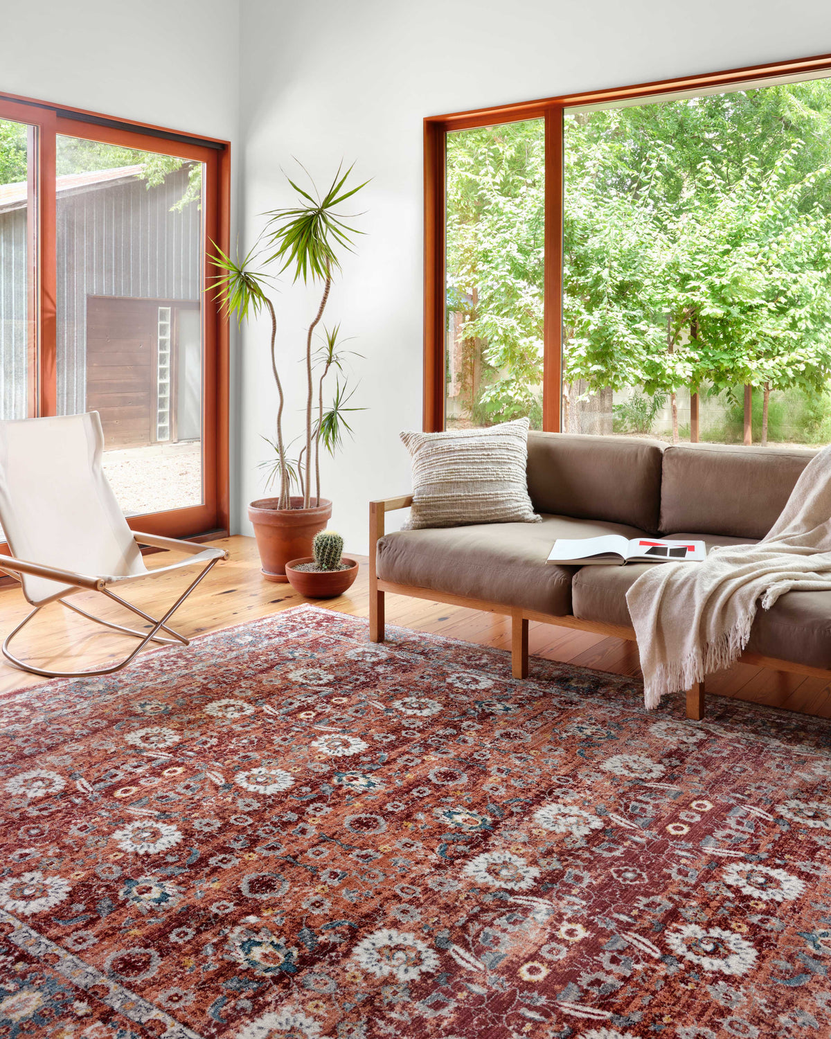 Loloi 18" x 18" Sample Rug