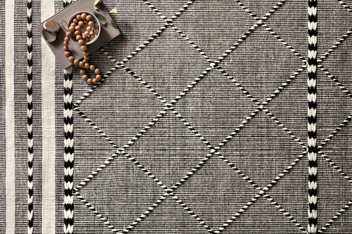 Loloi 18" x 18" Sample Rug