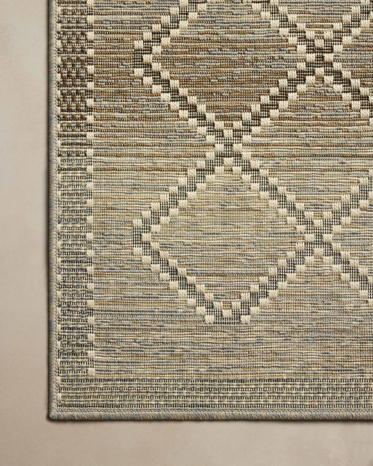 Loloi 18" x 18" Indoor/Outdoor Sample Rug
