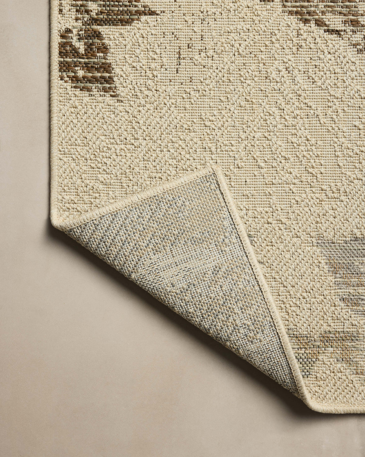 Loloi Indoor/Outdoor Accent Rug