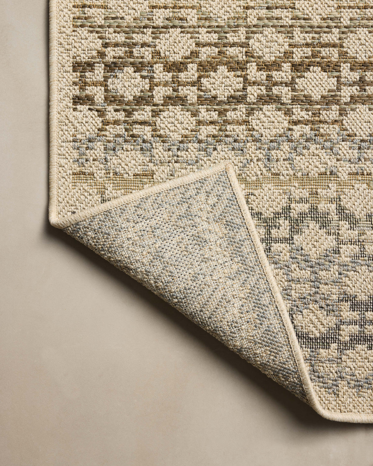 Loloi 18" x 18" Indoor/Outdoor Sample Rug