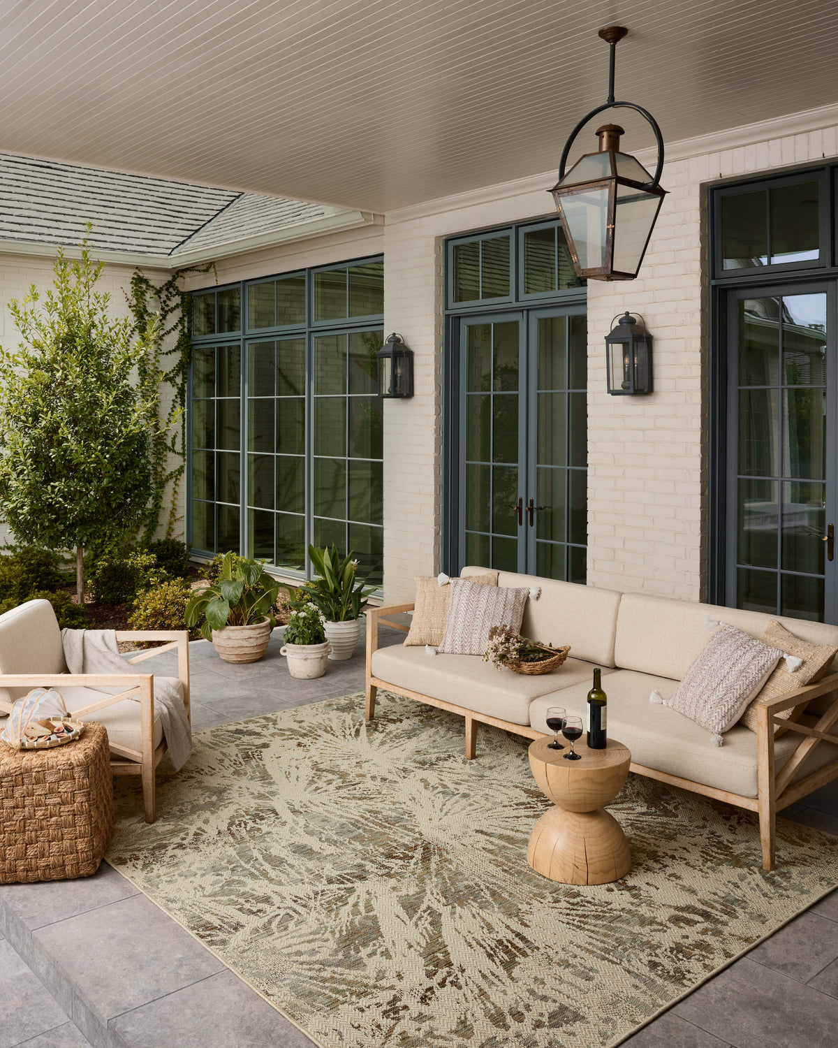 Loloi Indoor/Outdoor Accent Rug