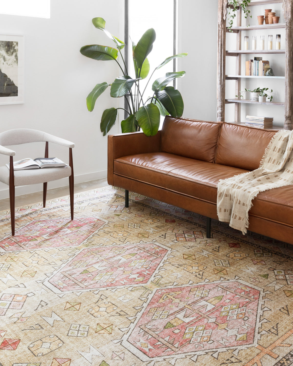 Loloi Skye Round Area Rug