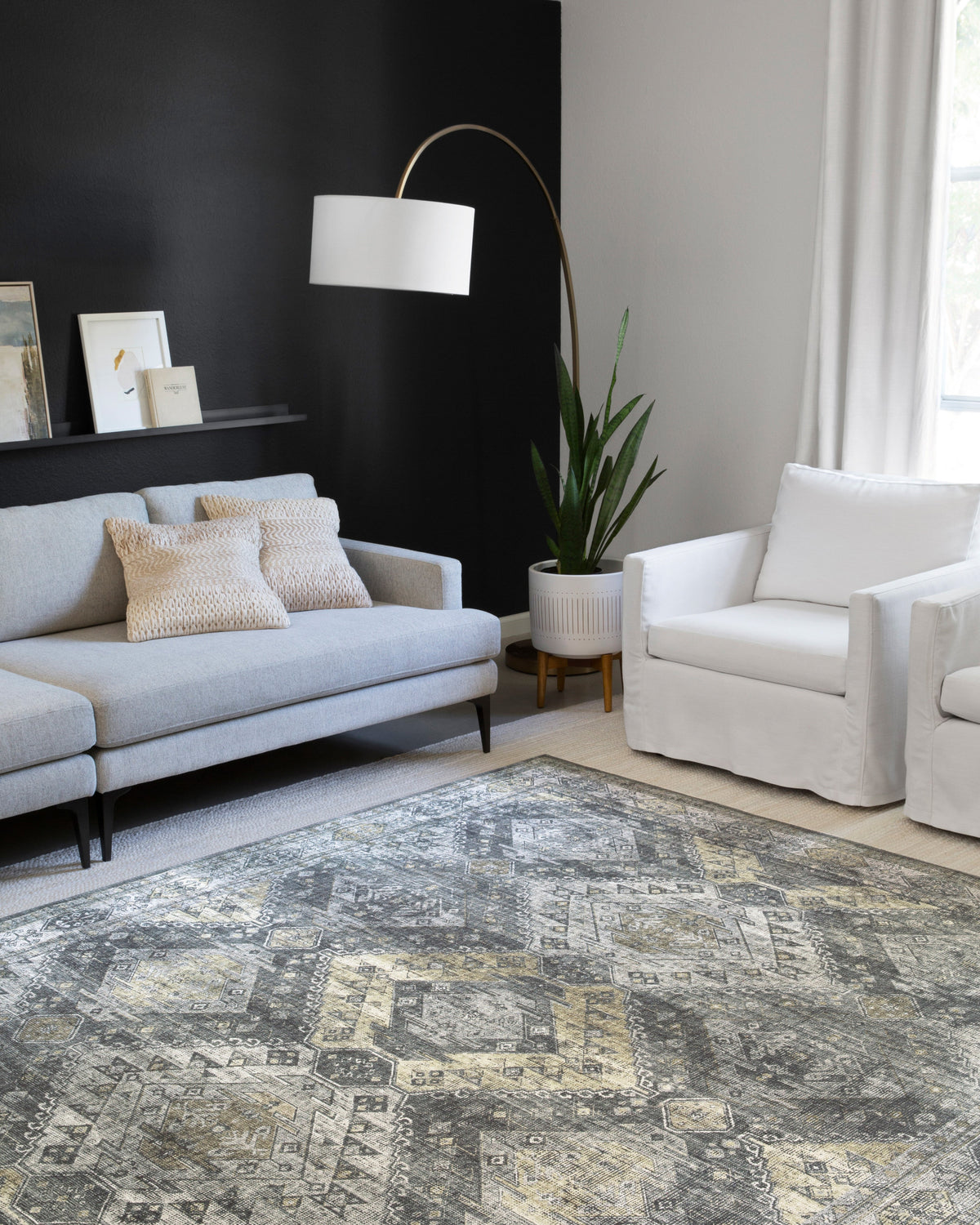 Loloi Skye 7' x 9' Oval Area Rug