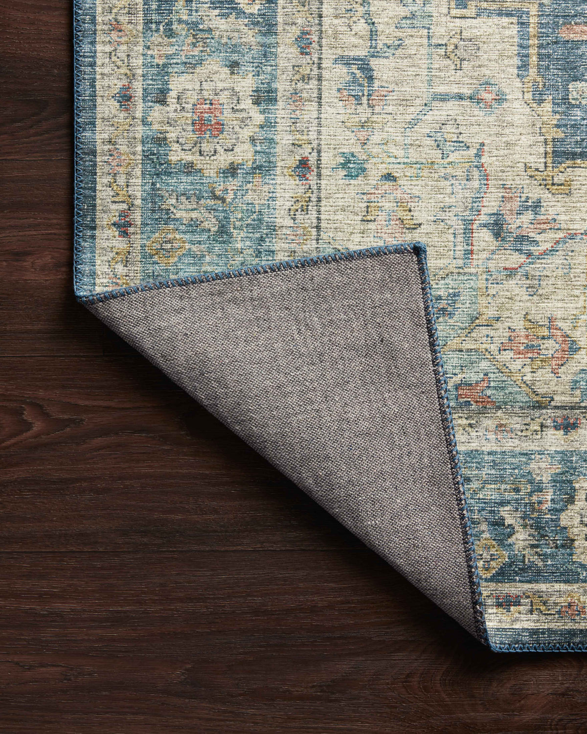 Loloi Skye 18" x 18" Sample Rug