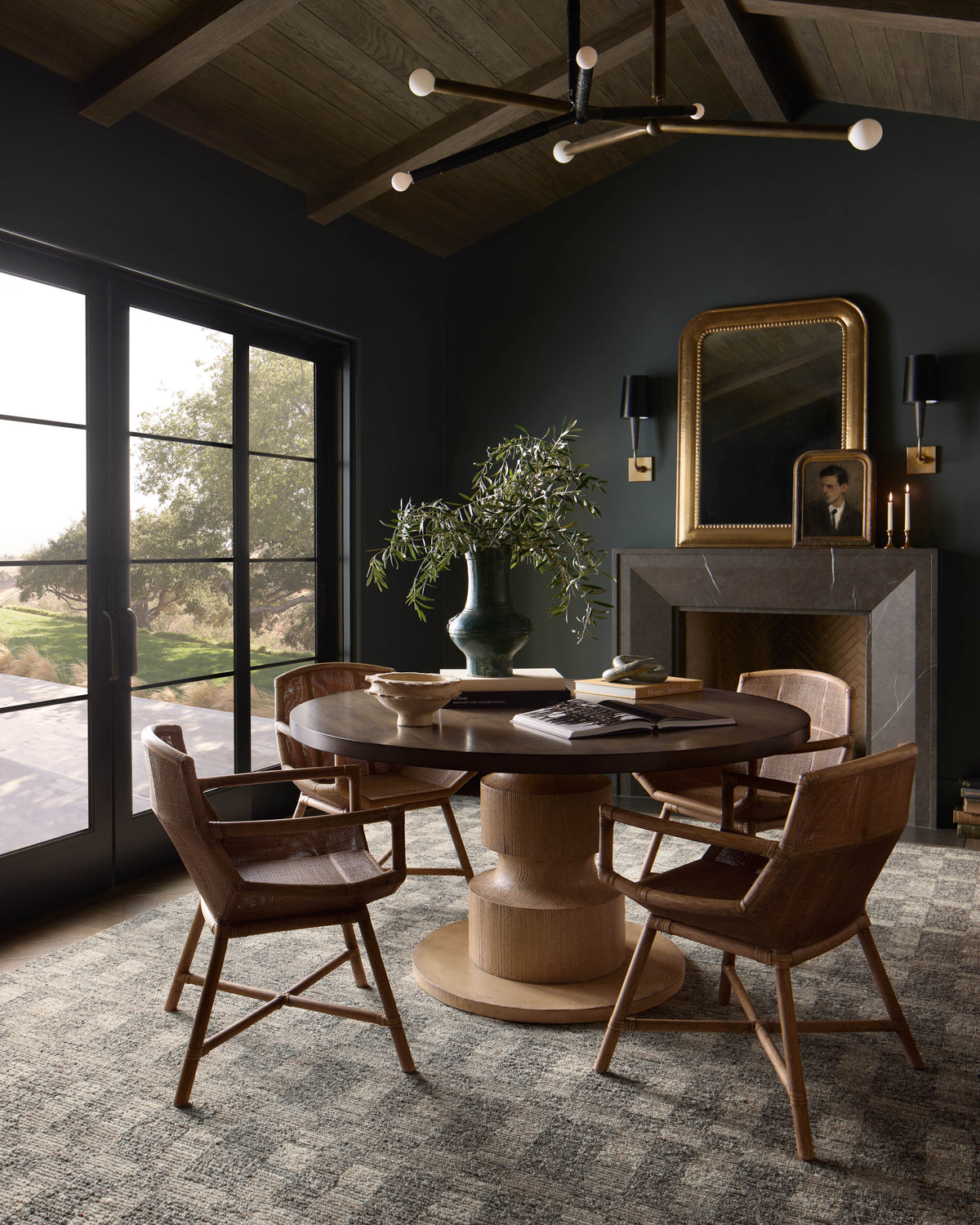 Loloi Sonya 18" x 18" Sample Rug
