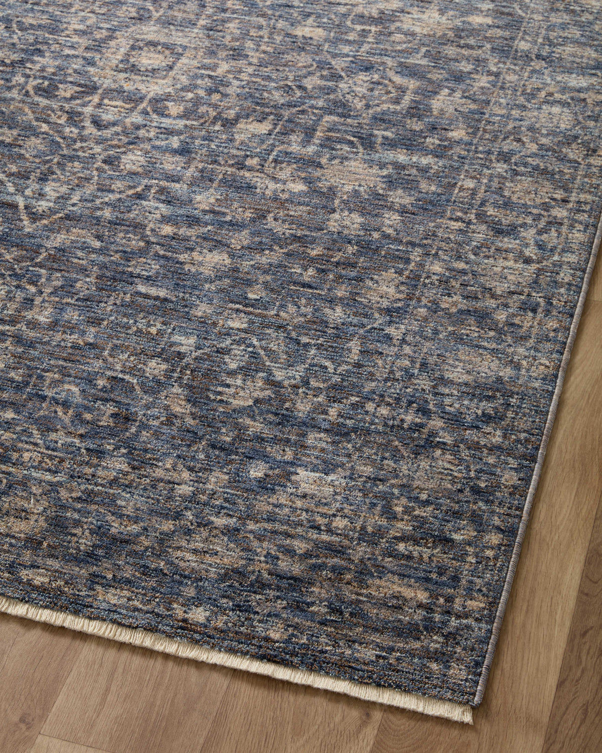 Loloi Sorrento 18" x 18" Sample Rug