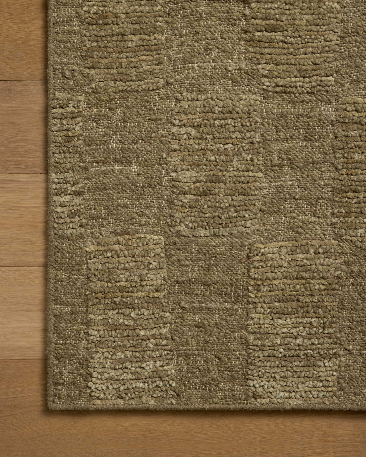 Leanne ford x loloi sowerby accent rug