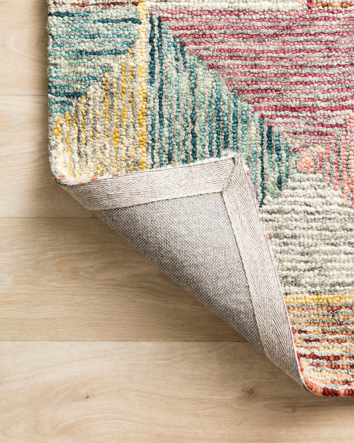 Loloi Spectrum 18" x 18" Sample Rug