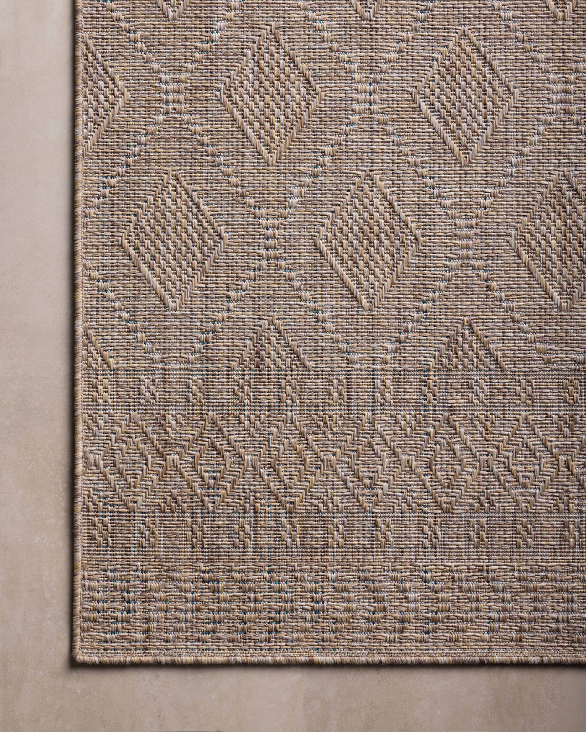 Amber Lewis x Loloi Topanga 18" x 18" Sample Rug