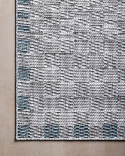 Amber Lewis x Loloi Topanga 18" x 18" Sample Rug