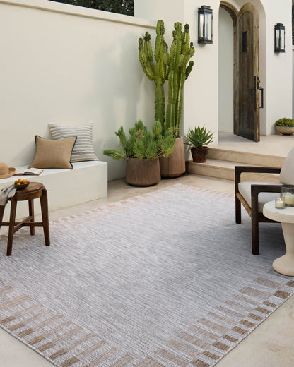 Amber Lewis x Loloi Topanga 18" x 18" Sample Rug