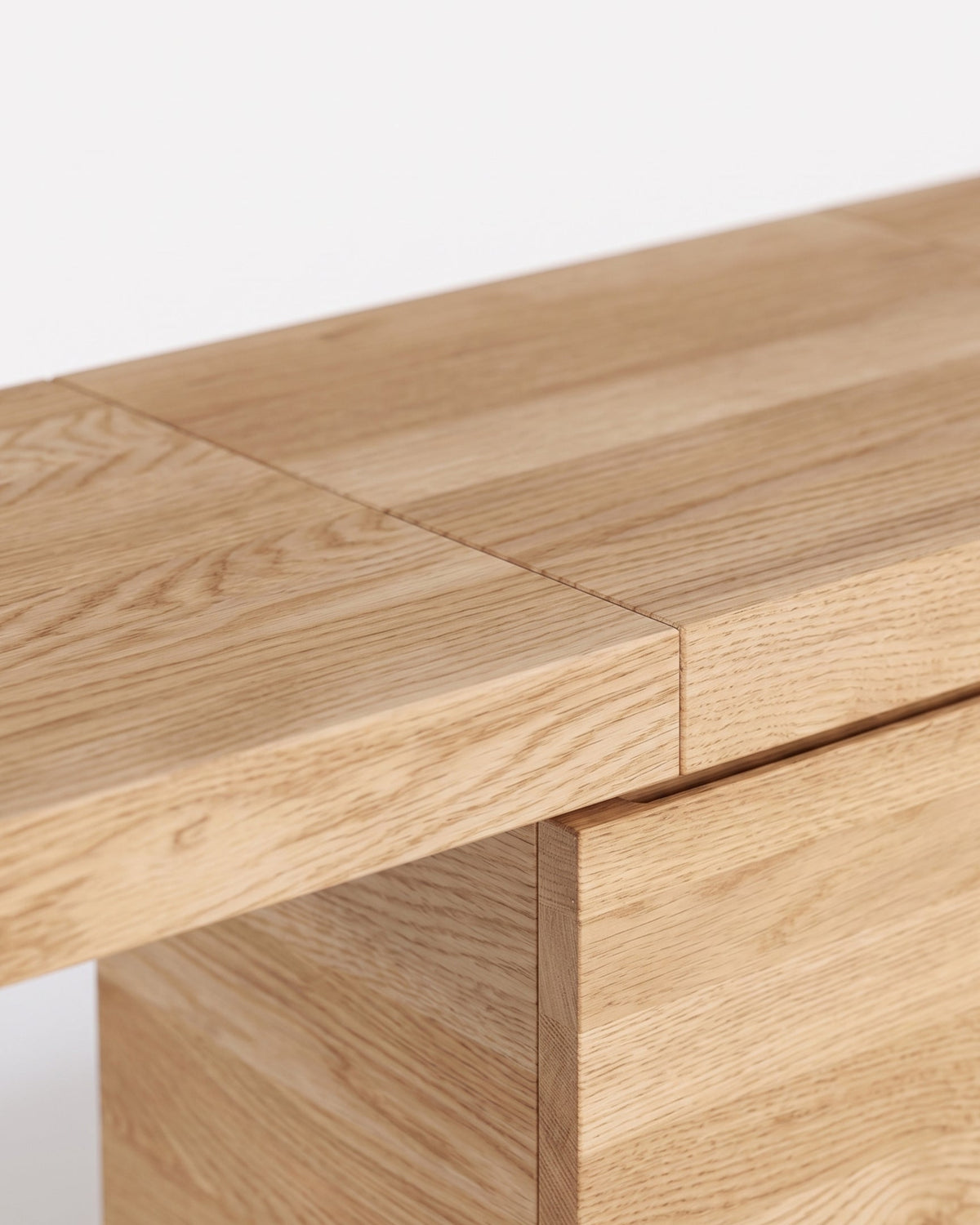 Cassis Extendable Bench – Stylish, Versatile Seating for Any Space