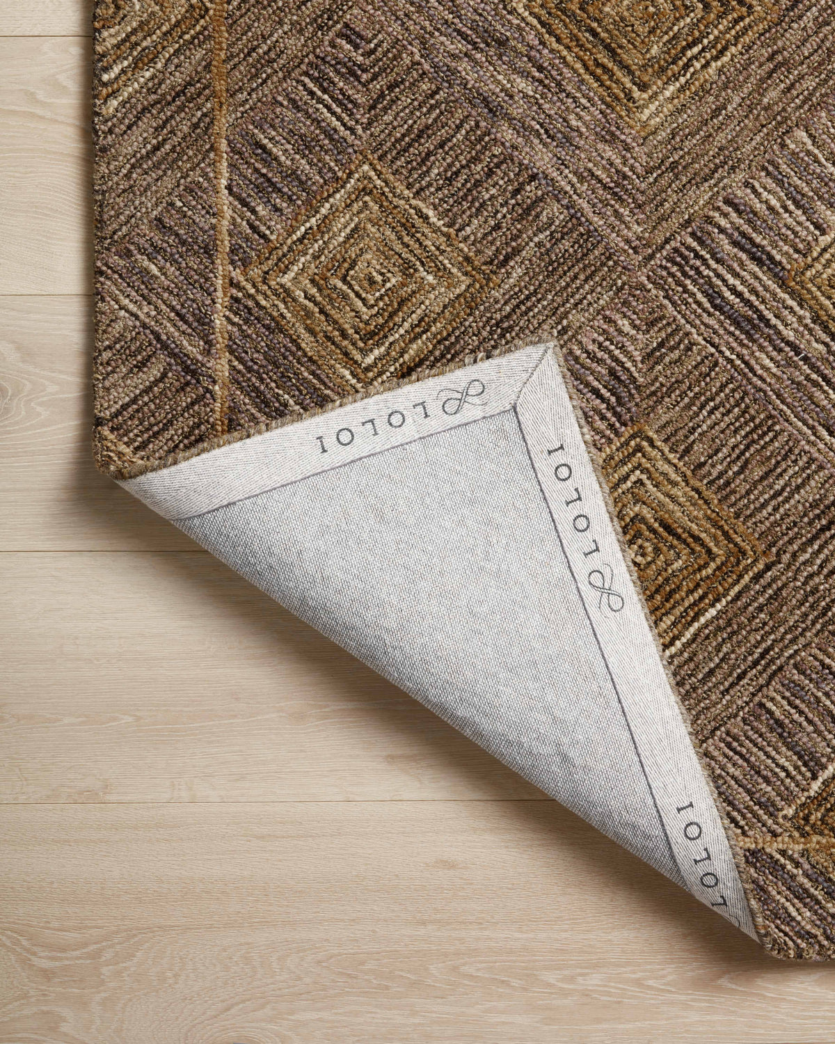 Loloi Varena 18" x 18" Sample Rug