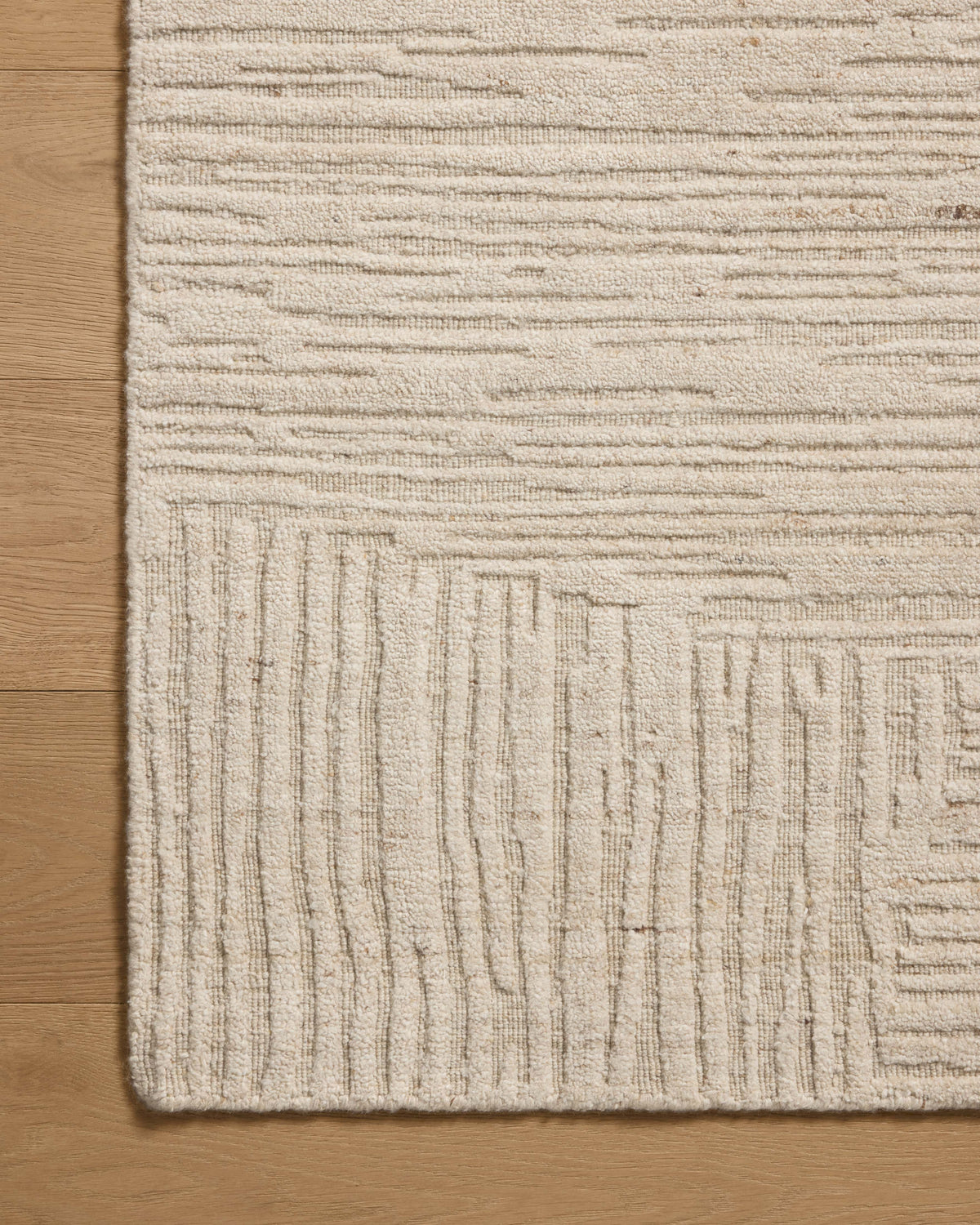 Loloi Woods 18" x 18" Sample Rug