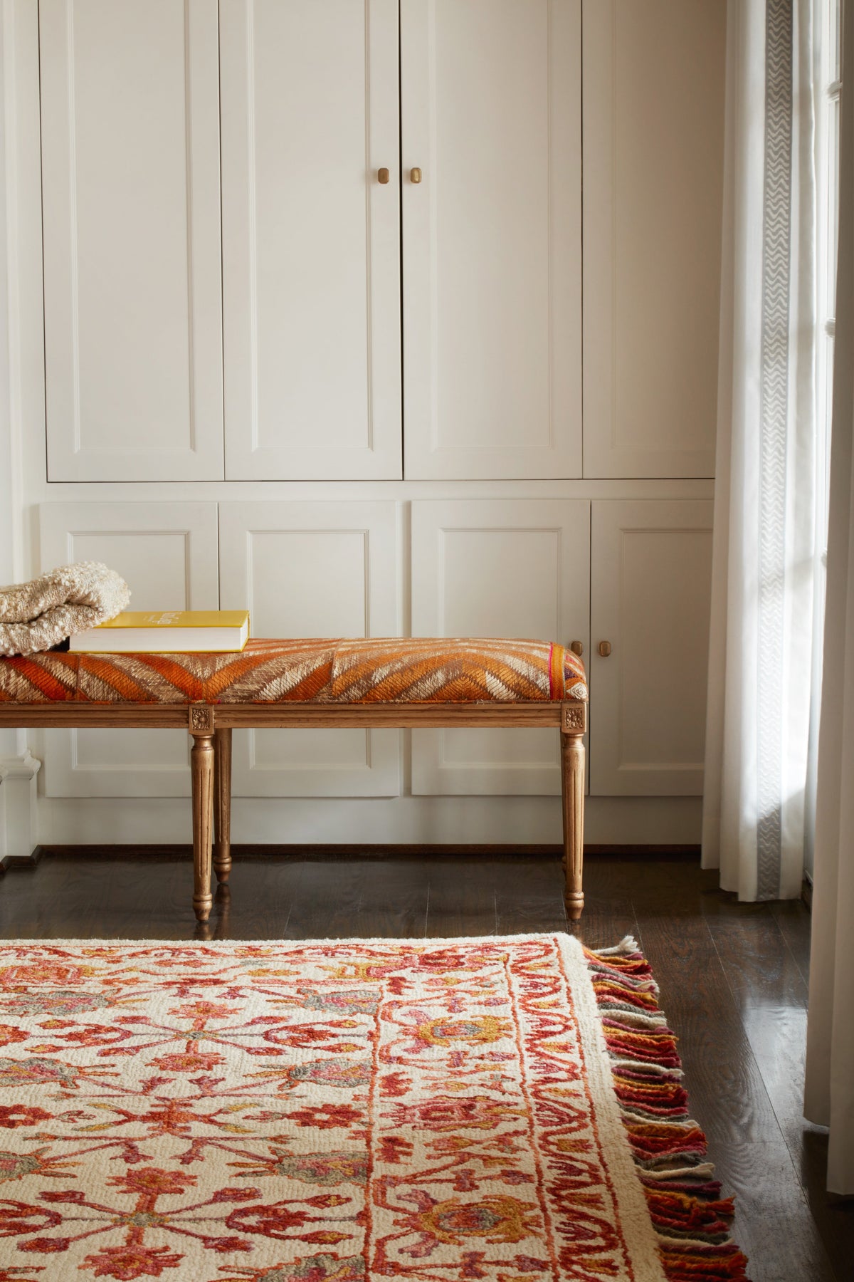Loloi Zharah 2'-6" x 7'-6" Runner Rug