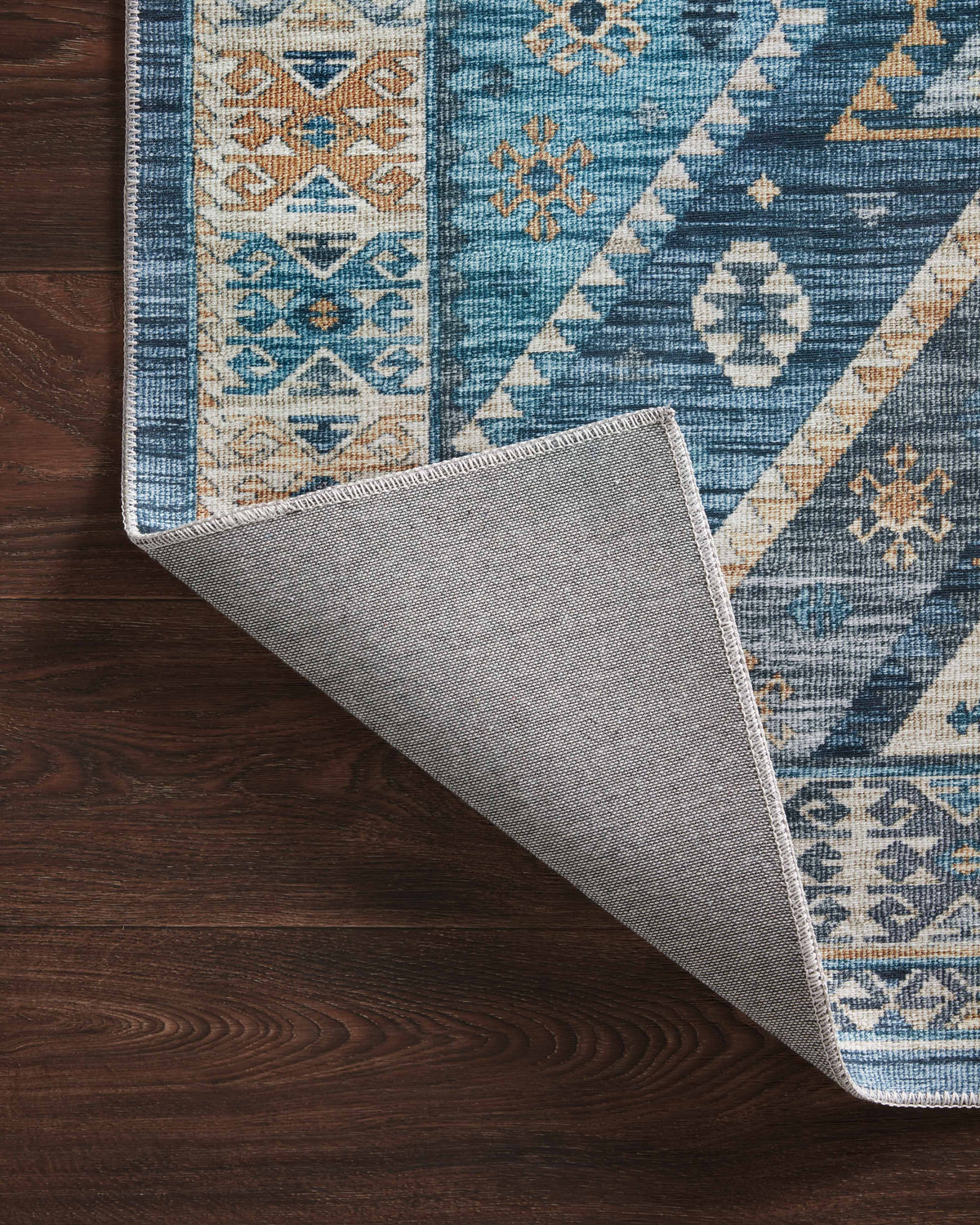 Loloi Zion 2'-6" x 7'-6" Runner Rug