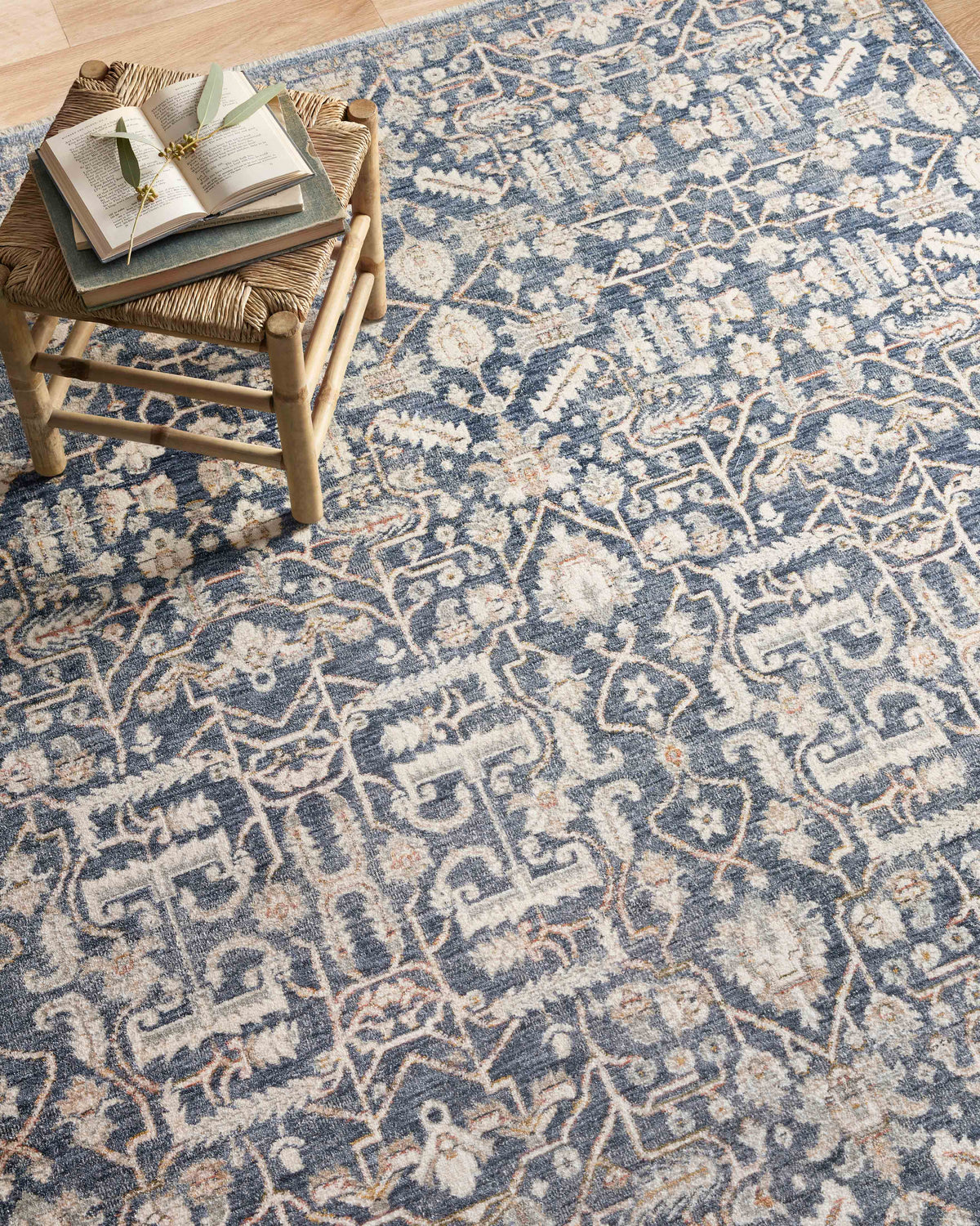 Amber Lewis x Loloi Zuma 3'-0" x 3'-0" Round Accent Rug