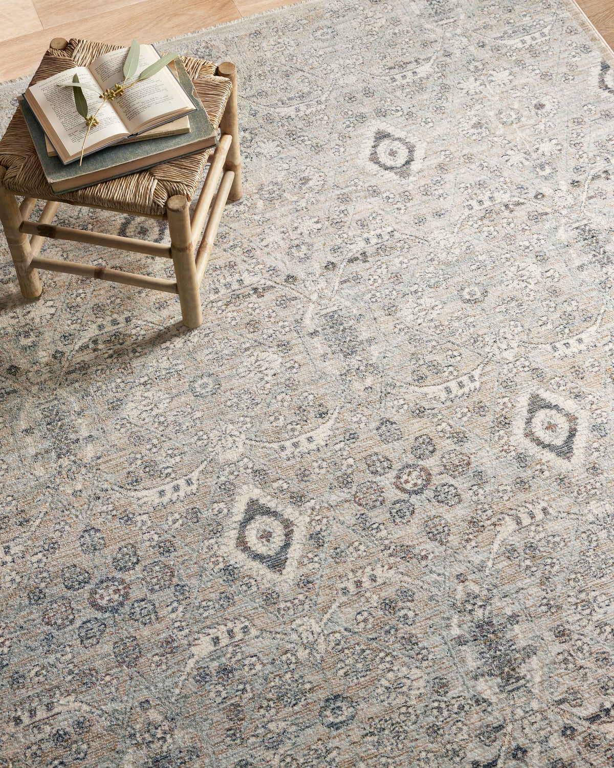Amber Lewis x Loloi Zuma 5'-3" x 5'-3" Round Area Rug
