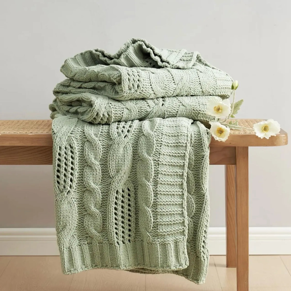 Amélie Home Cable Knitted, Chenille Chunky Knit Throw Blanket, 50 X 60 - Nwt