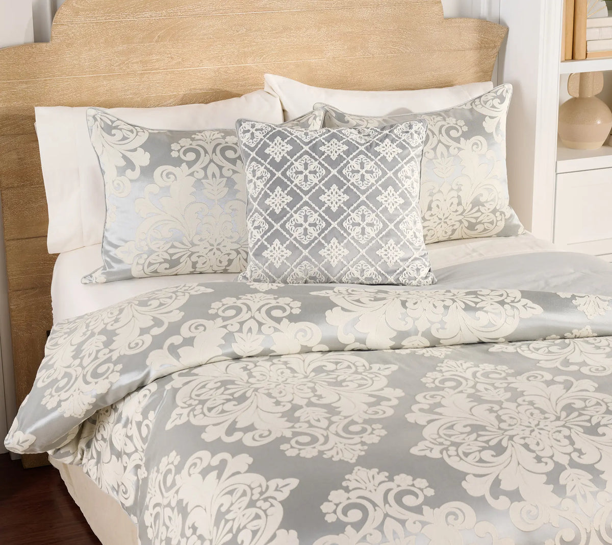 Hotel Du Cobb Jacquard Damask Comforter Set by Dennis Basso - Full Size