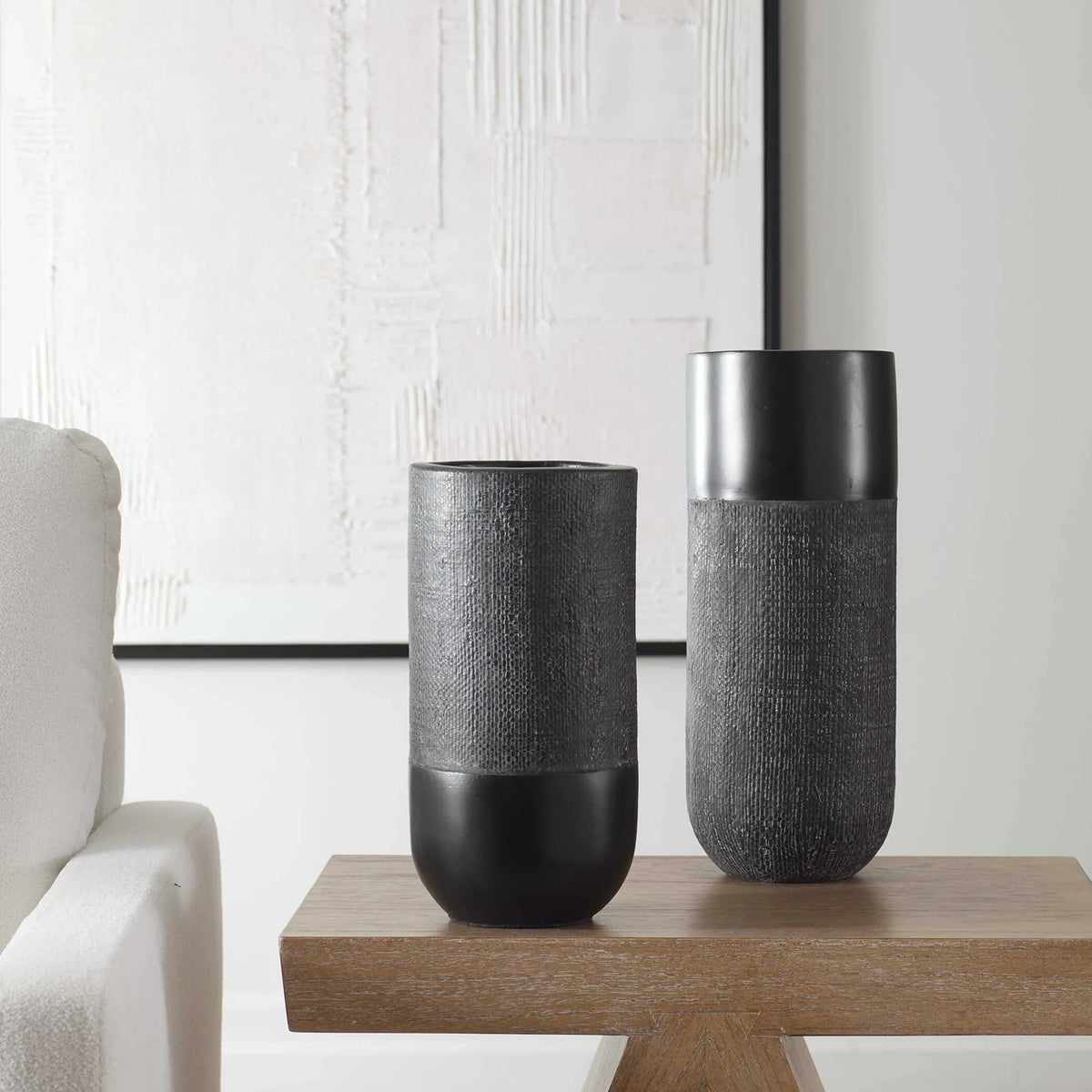 Black Vases Set/2