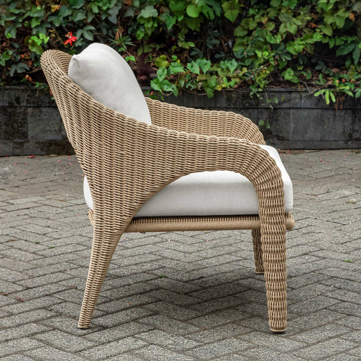Outdoor Wicker Lounge Chair