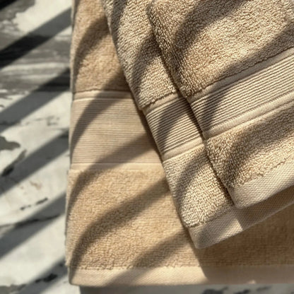8-Piece Cotton Bath Towel Set | 2 Bath Towels, 2 Hand Towels, 4 Washcloths | Five Colours