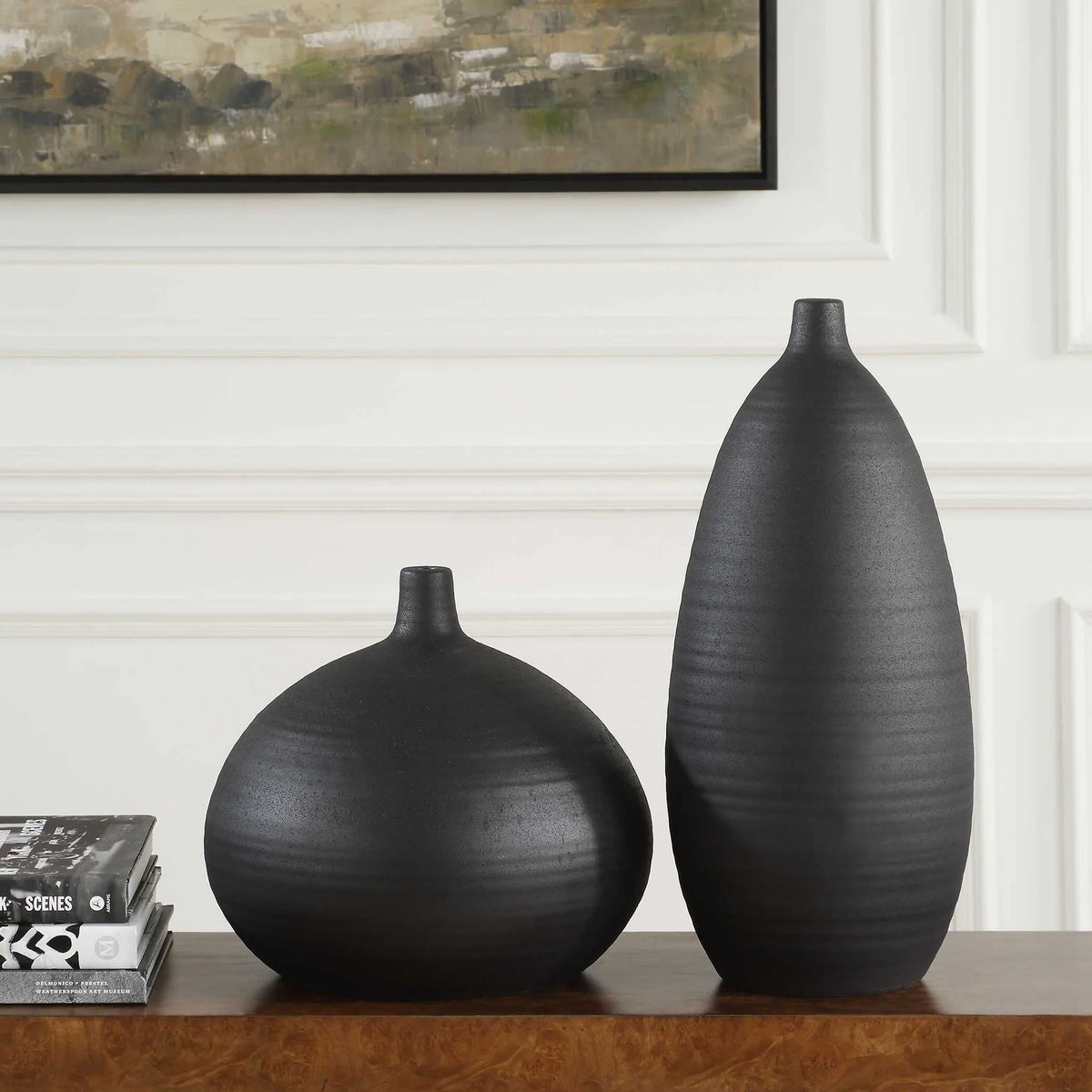 Black Vases Set/2