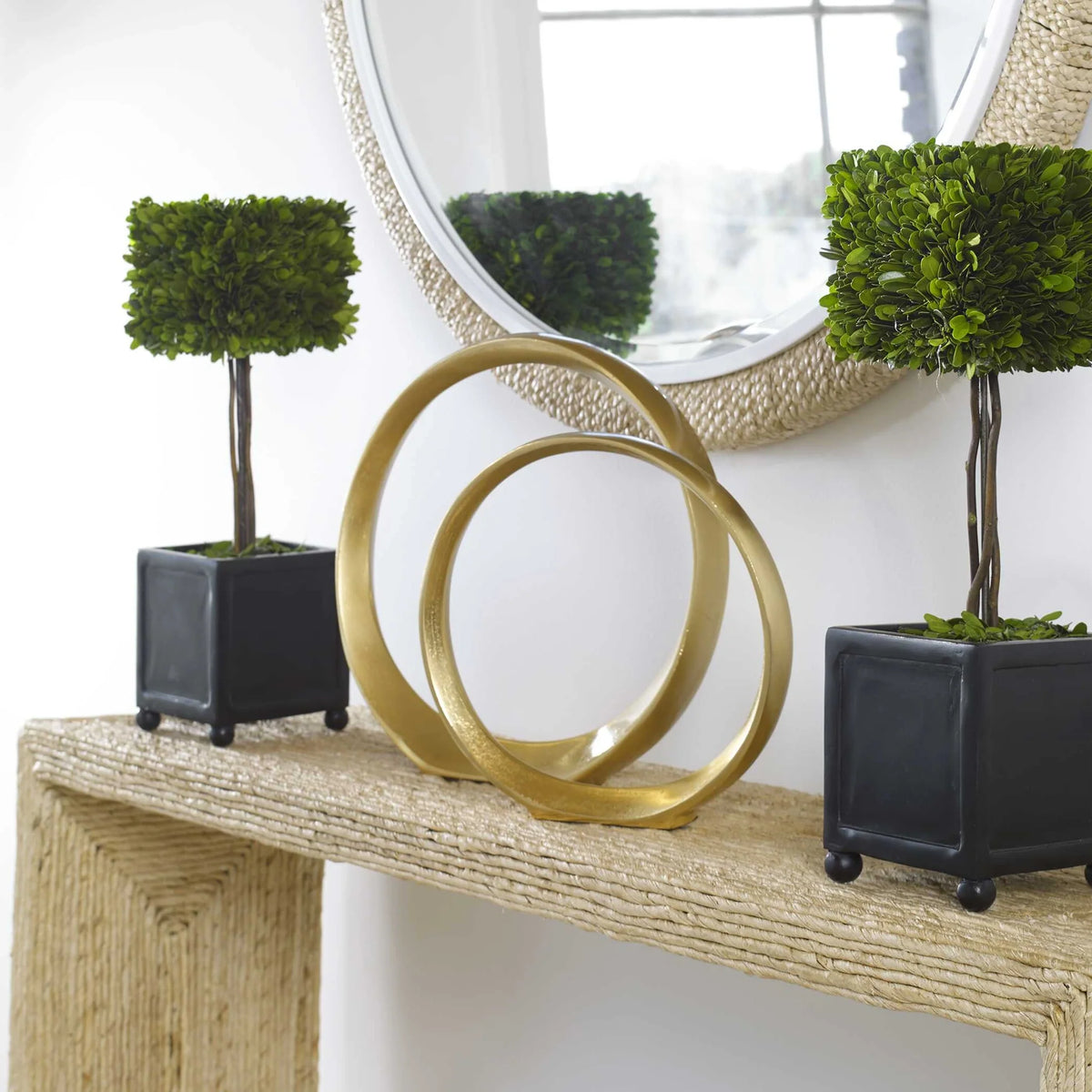 Gold Ring Sculptures Set/2