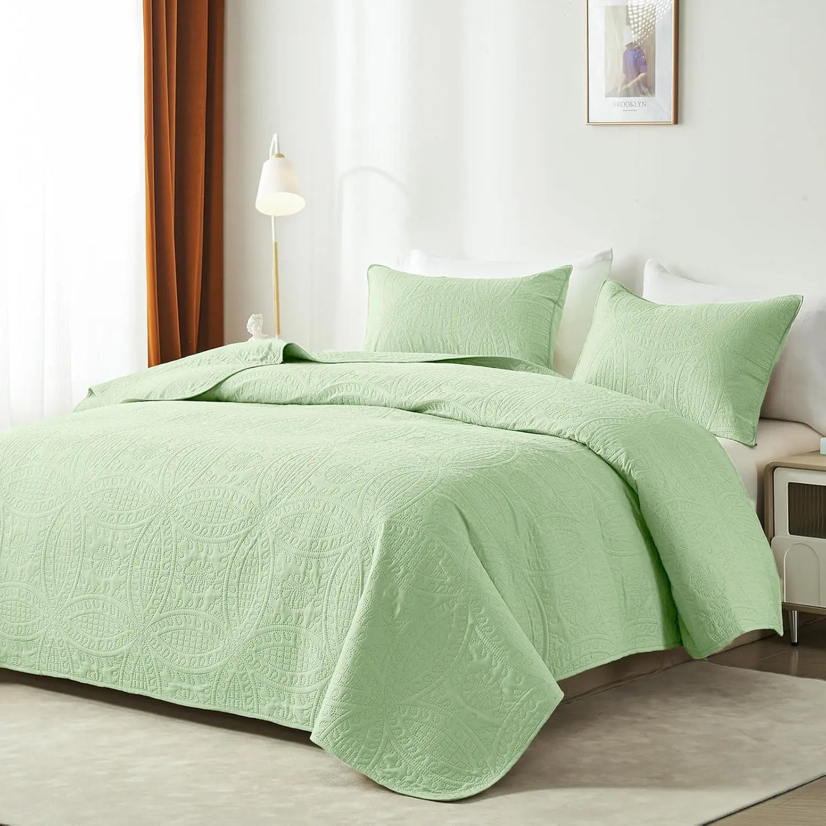 3-Piece Microfiber Bedding Set - Queen Size Light Green Ultrasonic Quilted Bedspread Coverlet, Soft Bedspreads with Coin Patchwork