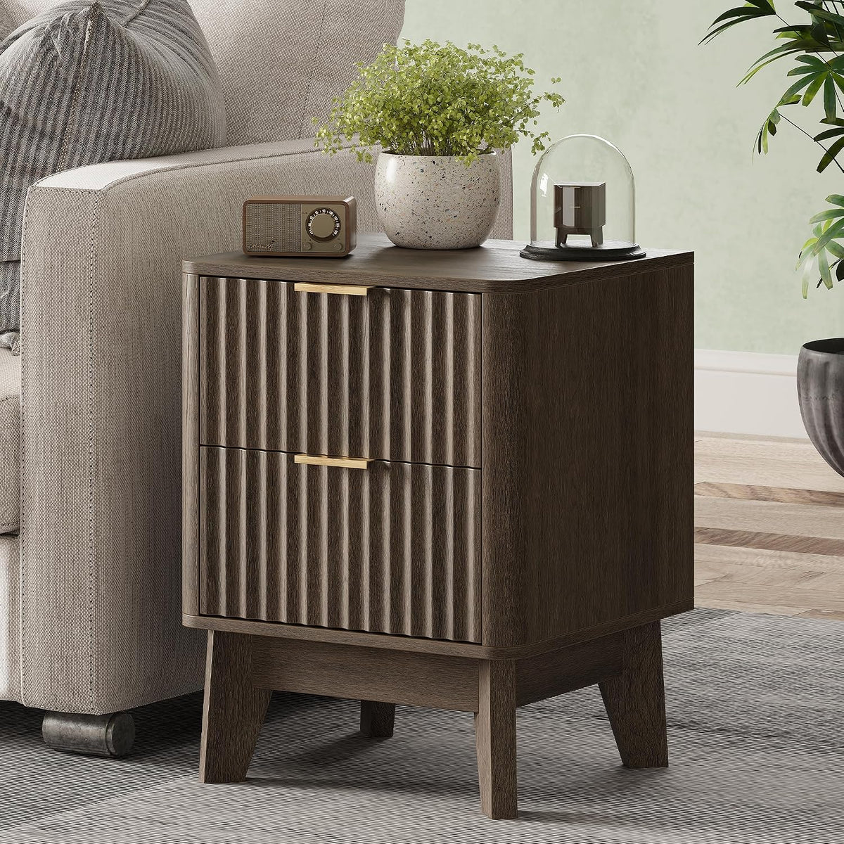 Fluted Nightstand Set of 2 in Walnut