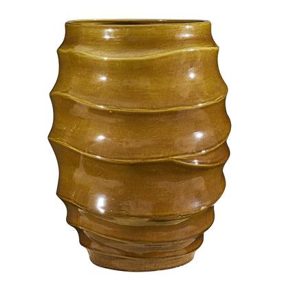 Indoor-Outdoor Earthy Planter