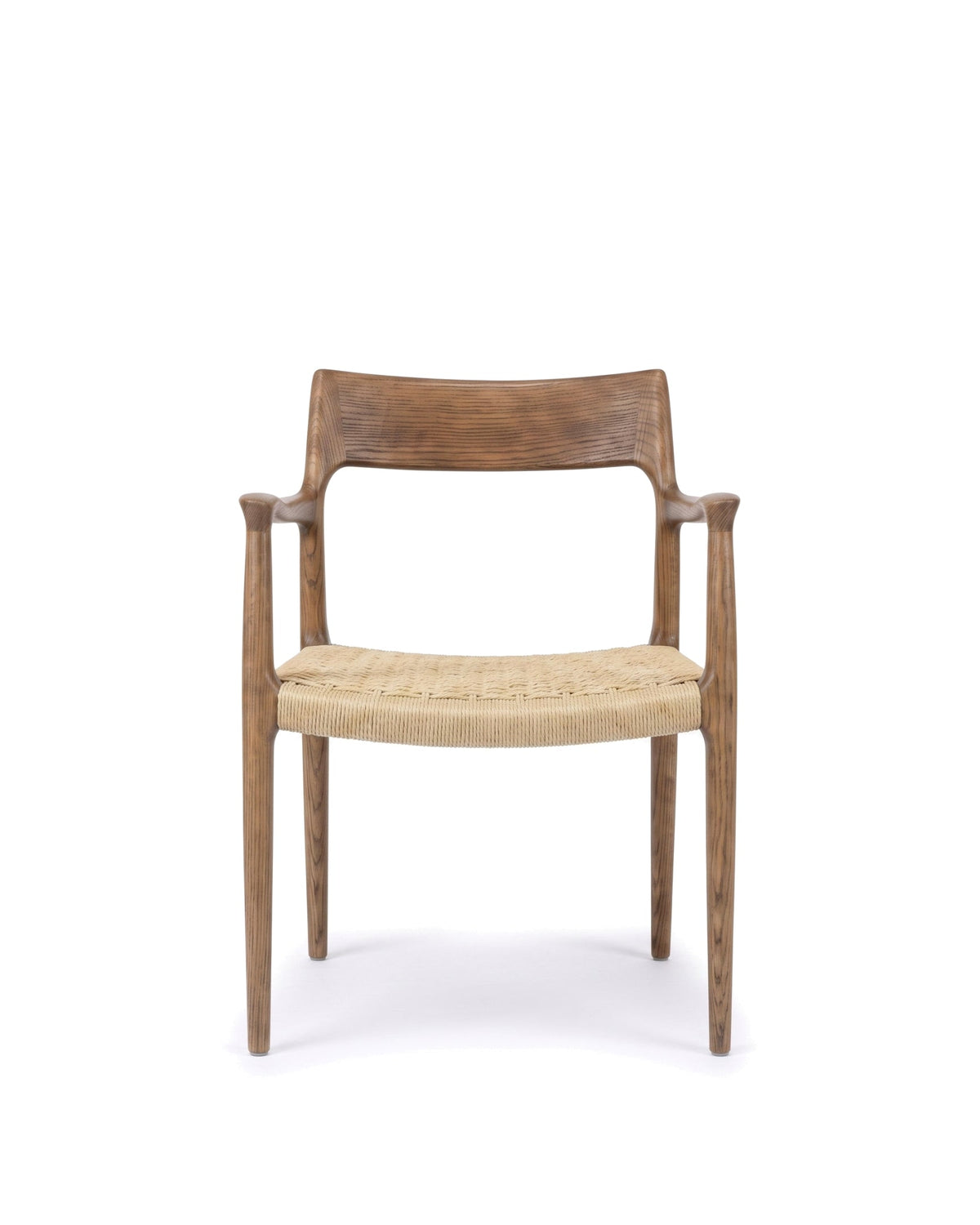Moller 77 Designer Armchair – Timeless Comfort & Scandinavian Style
